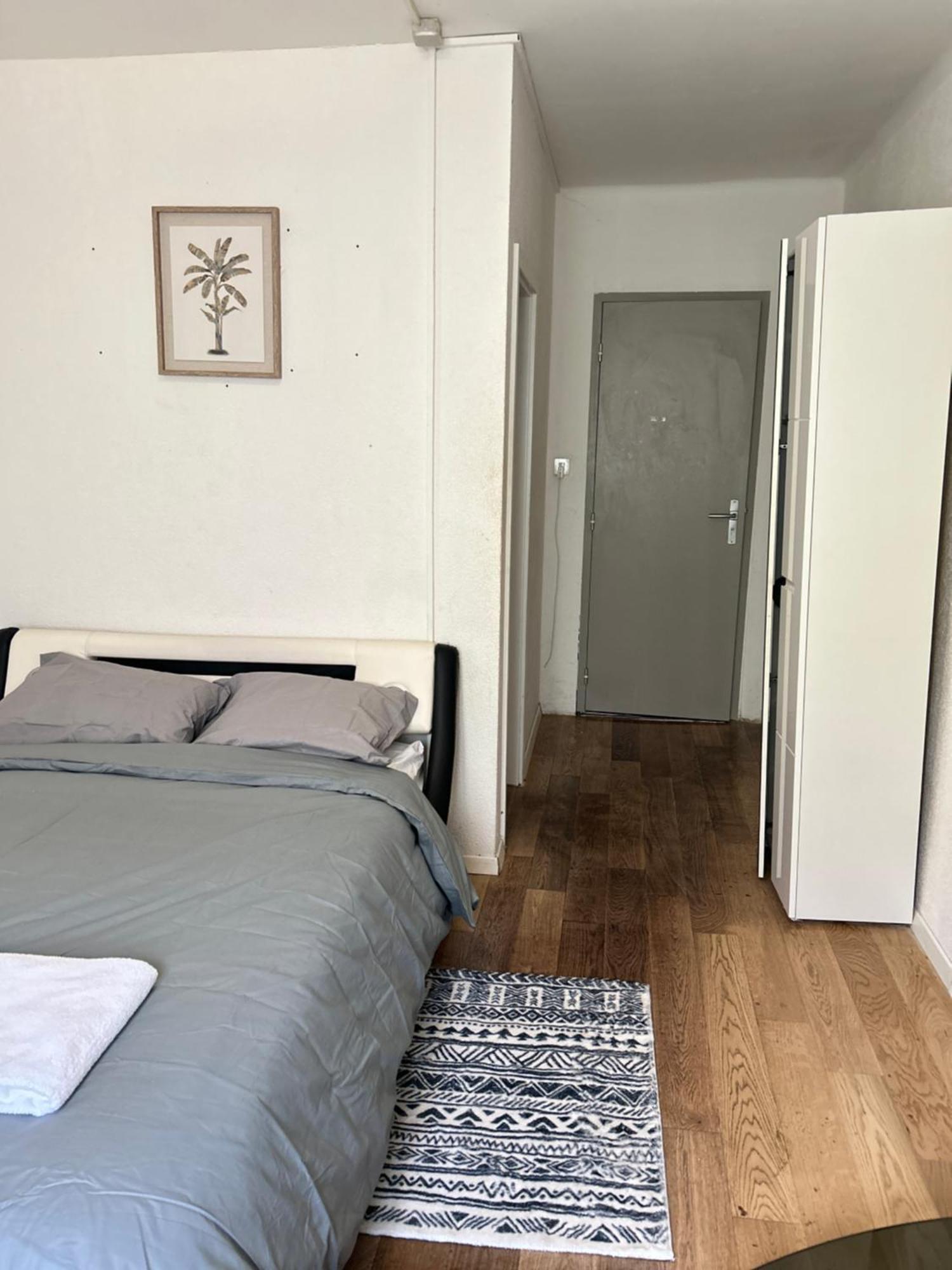 Aparta-estudio En Voltaplatz